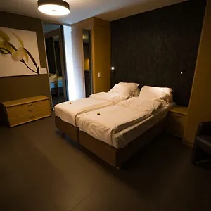 https://suro-vacation-home.hotelsghent.com